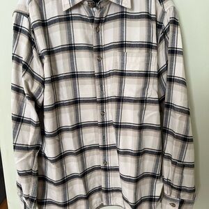 Uniqlo Neutral Plaid Button-Up Shirt in Cream and Black Size L EUC